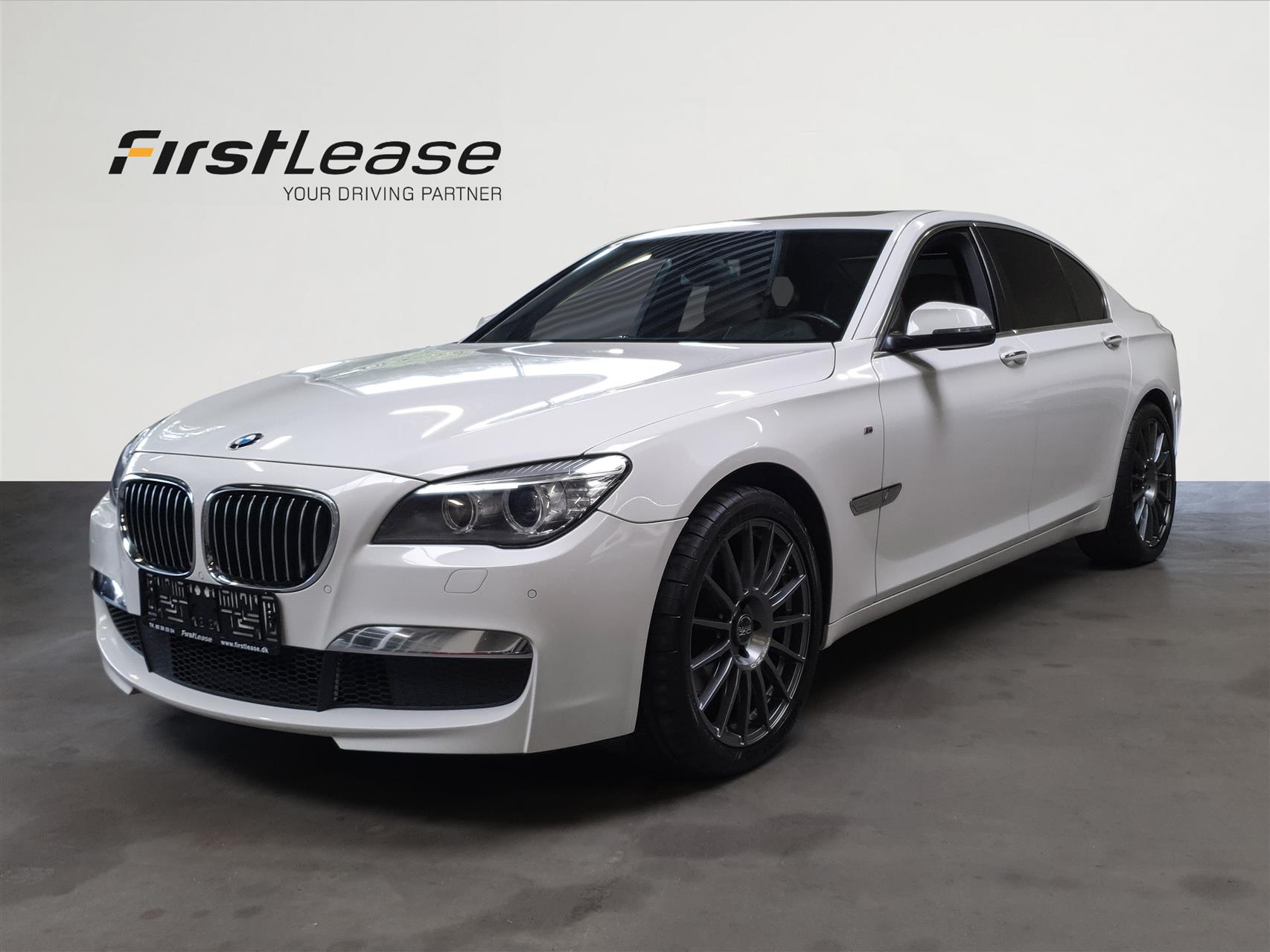 3,0 D XDrive 313HK 8g Aut. image0