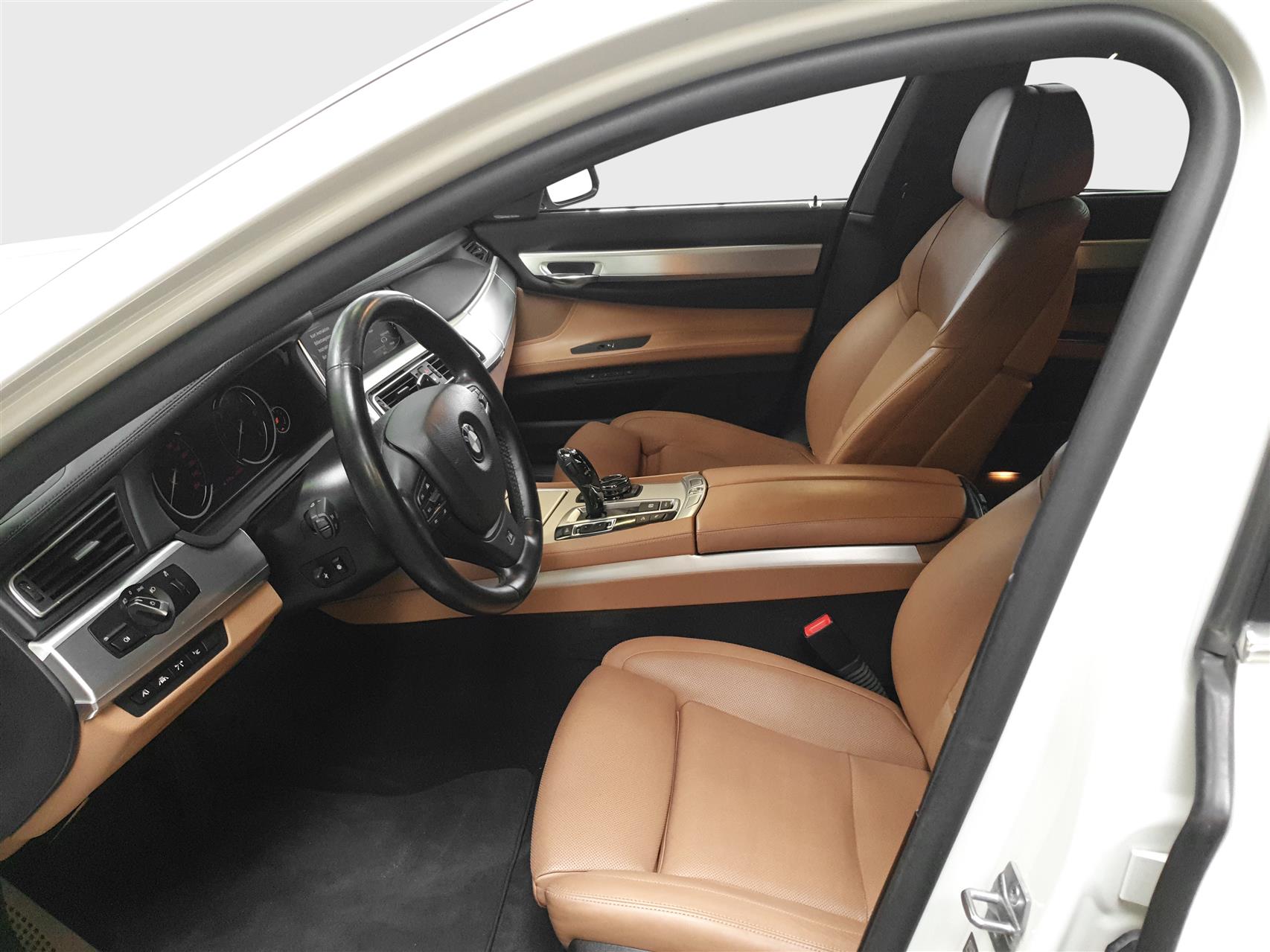3,0 D XDrive 313HK 8g Aut. image3