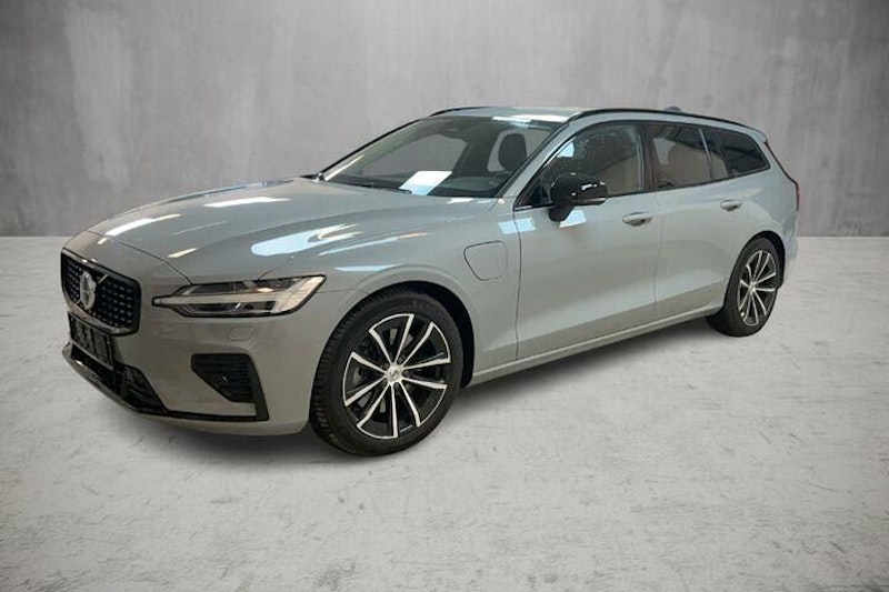 Volvo 2,0 T6 Recharge  Plugin-hybrid Plus AWD 350HK Stc 8g Aut.