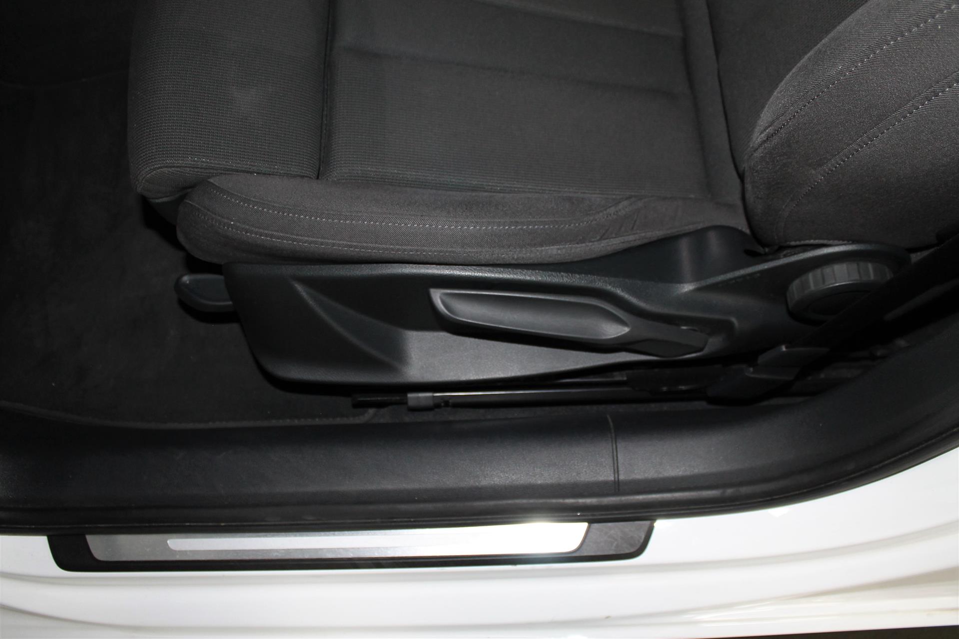 2,0 TDI S Tronic 190HK 6g Aut. image8