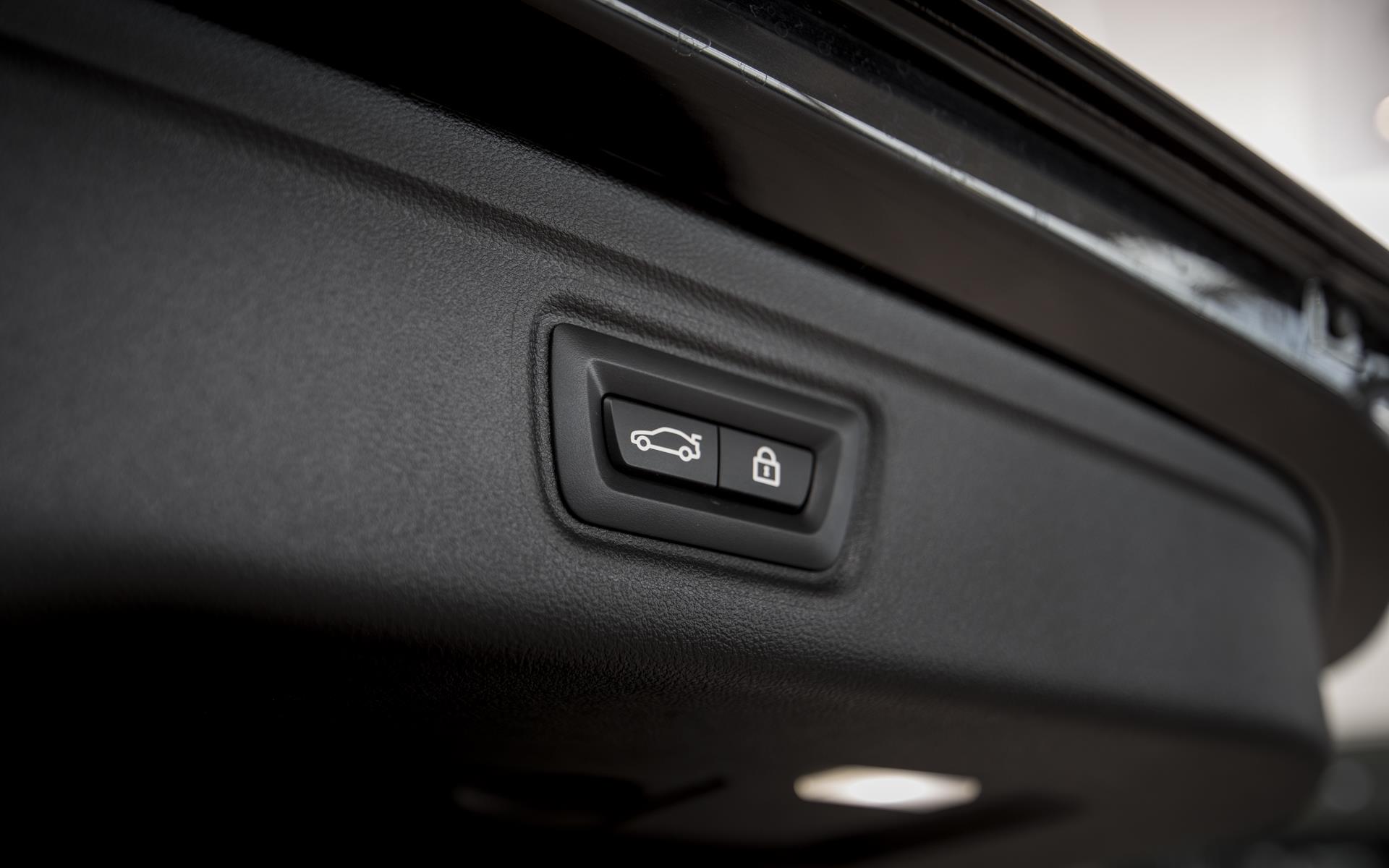 Touring 2,0 Plugin-hybrid M-Sport Steptronic 292HK Stc 8g Aut. image30