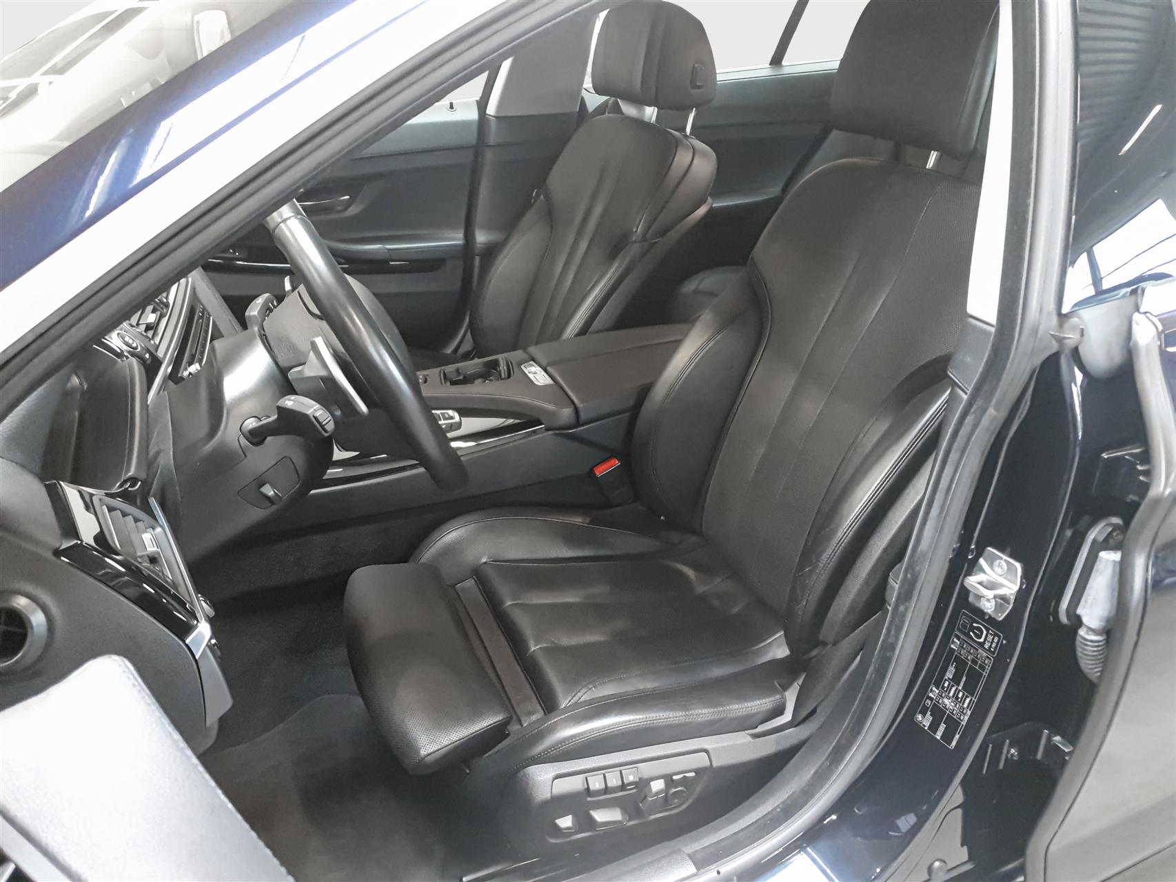 Gran Coupé 3,0 Steptronic 320HK 4d 8g Aut. image6