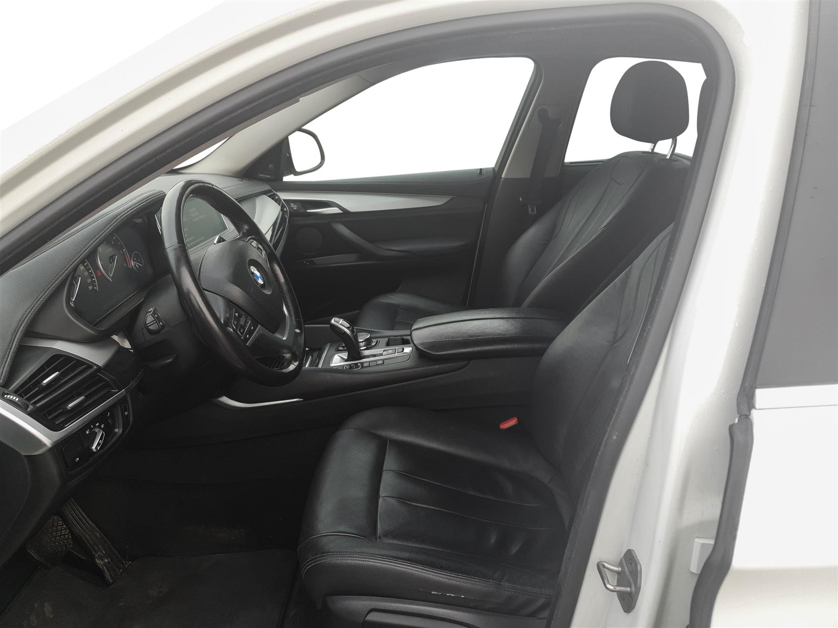 30D 3,0 D XDrive 258HK 5d 8g Aut. image3