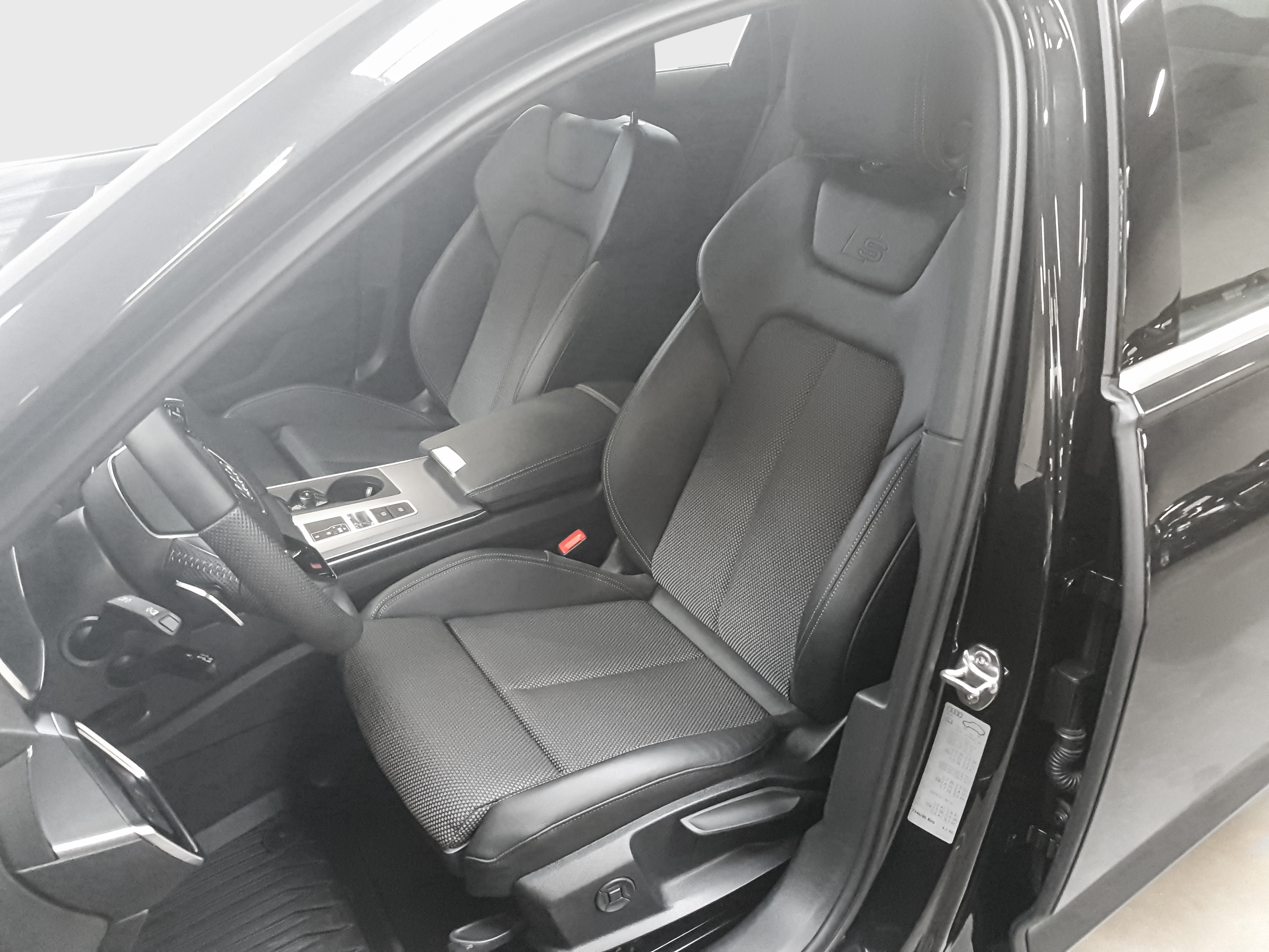 Avant 2,0 TDI Sport Quat S Tron 204HK Stc 7g Aut. image3
